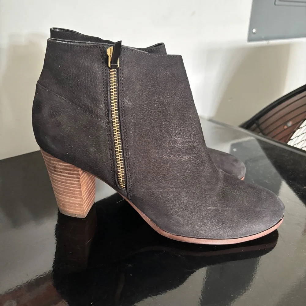 Cole Haan Davenport Bootie II Black Nubuck Leather Ankle Boots D41960 Size 10.5 - Picture 3 of 8